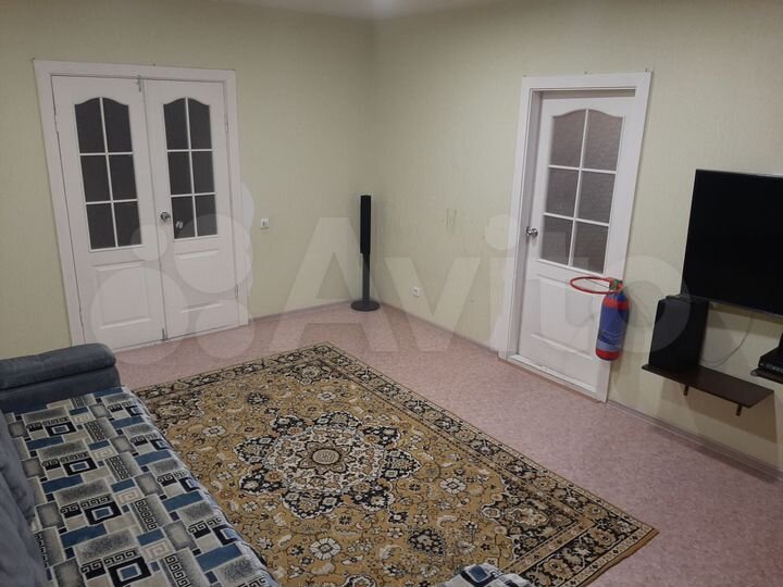 2-к. квартира, 56,1 м², 8/10 эт.