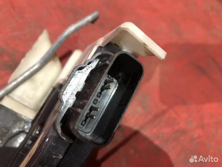 Kia Rio 4 замок двери передней правой 2017-2022