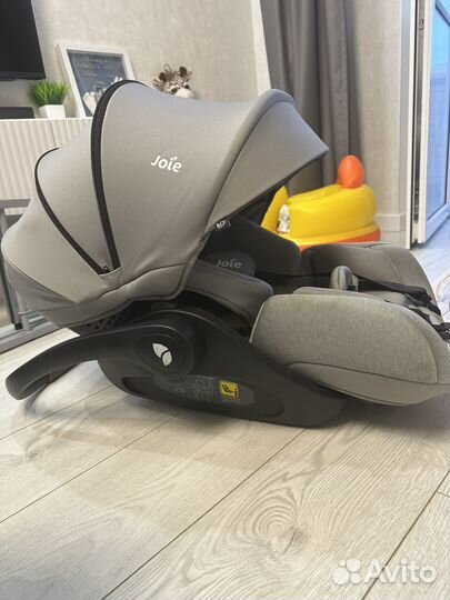 Автолюлька joie с базой и адаптерами на коляску
