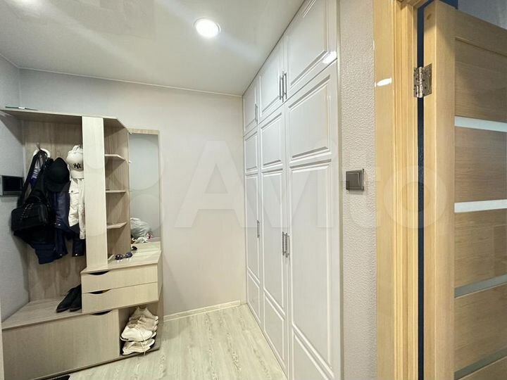 2-к. квартира, 55 м², 12/13 эт.