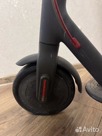 Элеткросамокат xiaomi M365