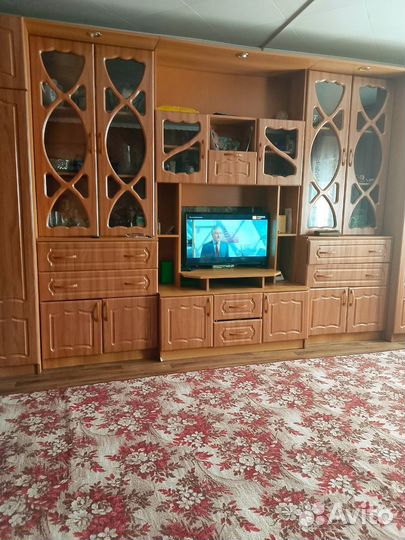 Стенка в гостиную бу