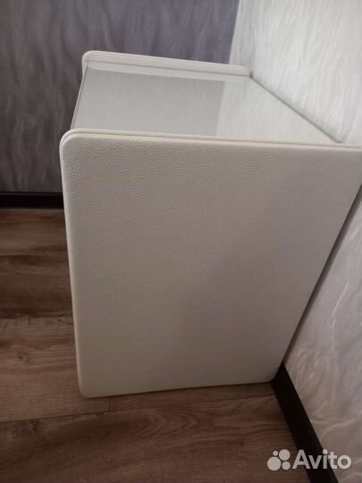 Тумбочка белая прикроватная экокожа Эльба мебель