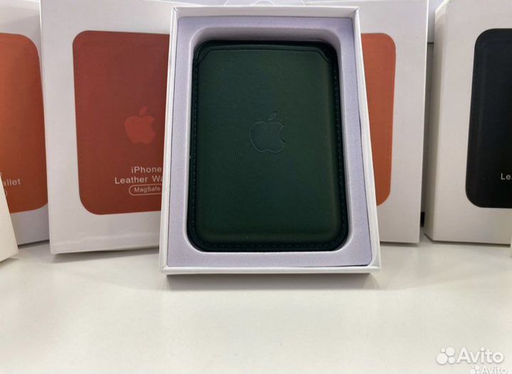 Apple MagSafe Wallet