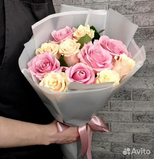 Букет из 15 роз 50см Цветы Розы