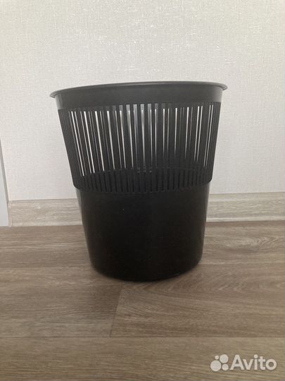 Корзина для бумаг