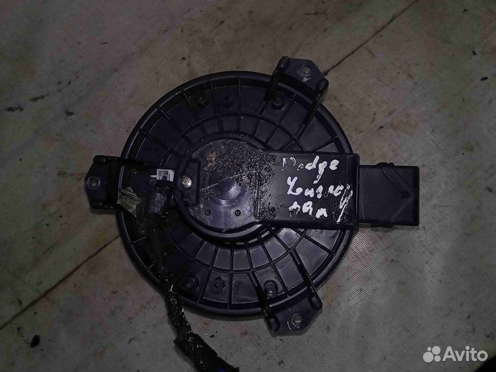 Моторчик печки Dodge Journey