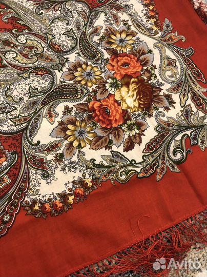 Павловопасадский платок 125*125