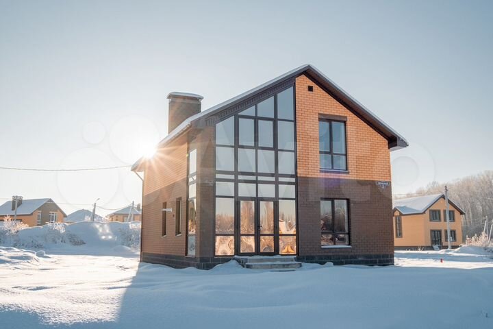 Дом 143 м² на участке 7 сот.