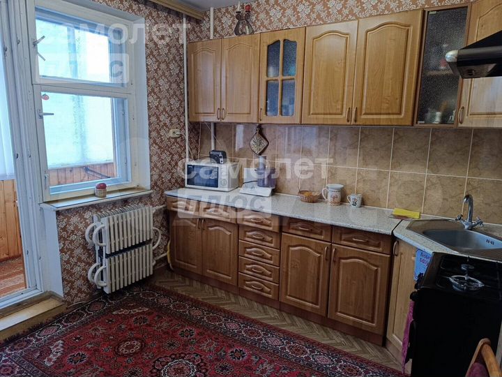 3-к. квартира, 79,7 м², 4/10 эт.