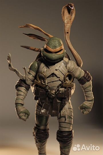 Фигурка Neca Monster Michelangelo as Mummy