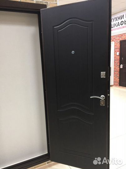 Дверь входная