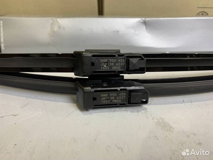 Щетки стеклоочистителя бескаркасные на Тигуан