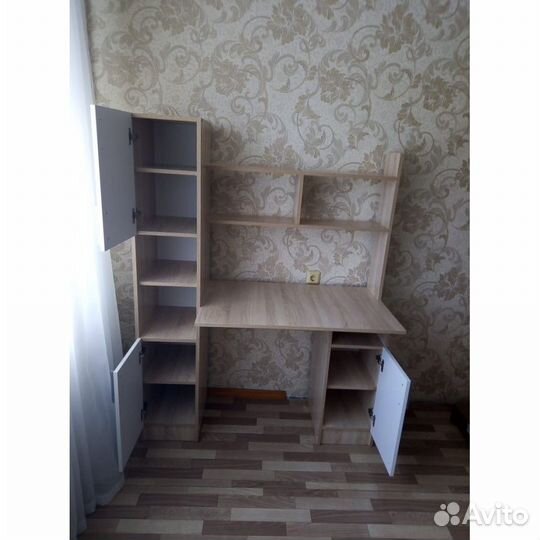 Письменный стол для школьника новый