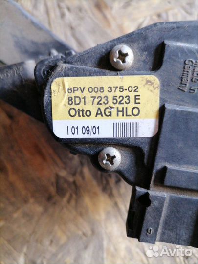 Педаль газа Volkswagen Passat B5+