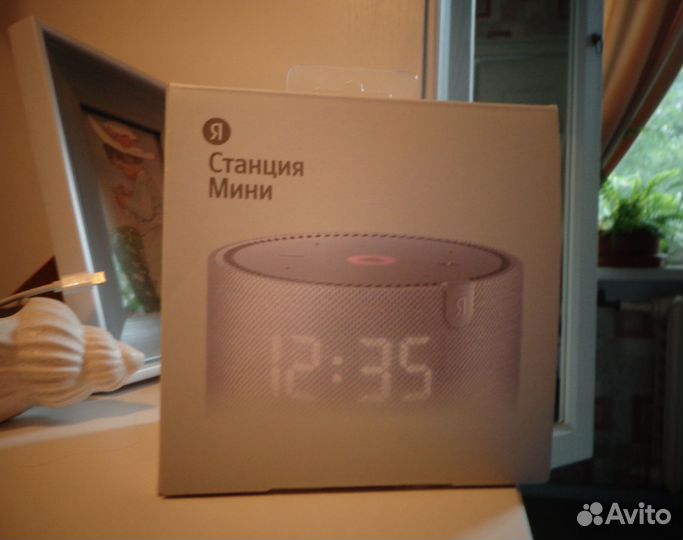 Умная колонка Яндекс станция мини с часами