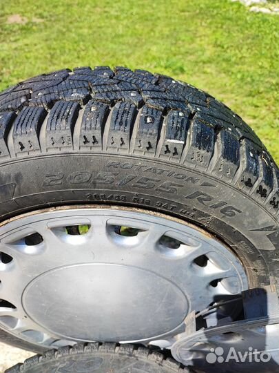 Pirelli Ice Zero 205/55 R16