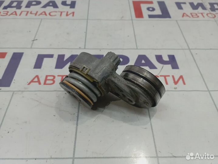 Натяжитель ремня Opel Astra (H)