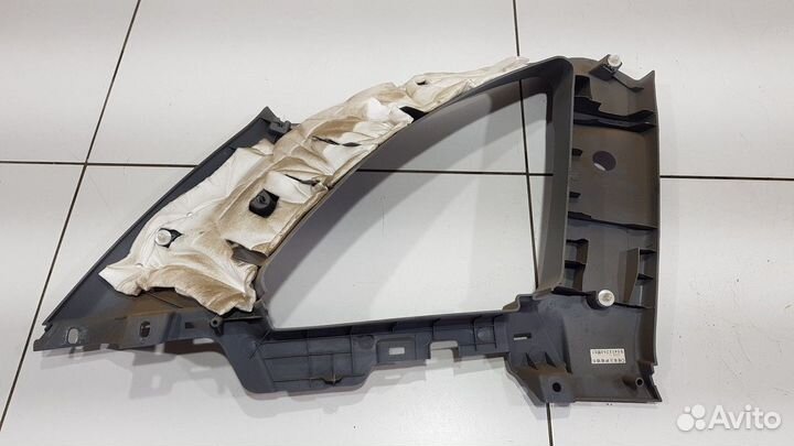 Обшивка багажника правая верхняя (Lifan X60)