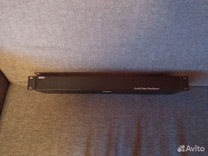 RS008 Последовательный распределитель данных