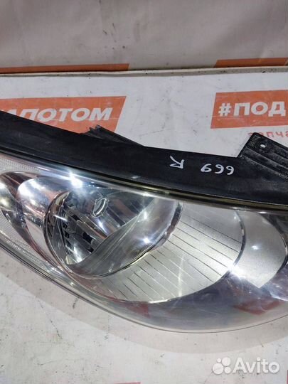 Фара правая Hyundai ix35 2012