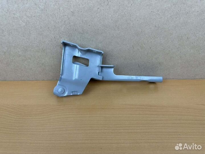 Петля капота левая Hyundai Ix35