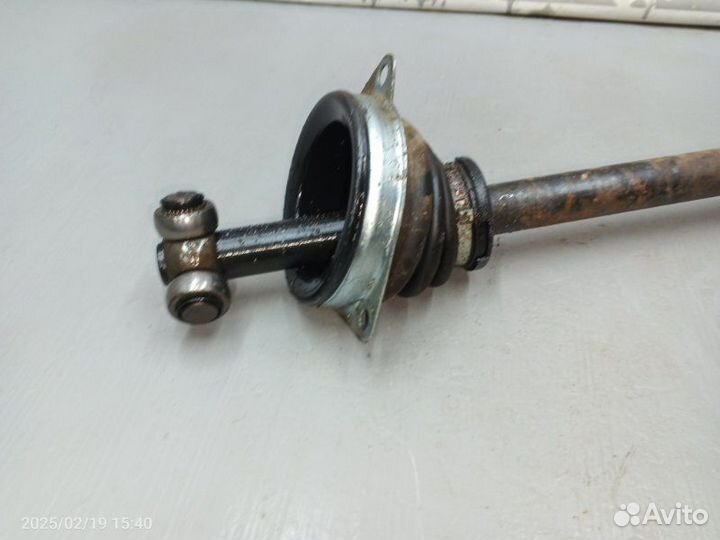 Привод левый Renault Logan 1.6 2009