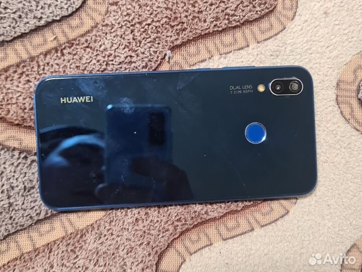 HUAWEI P20 Lite, 4/64 ГБ