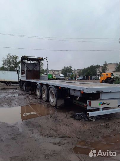 МАЗ 5440А9-1320-031 с полуприцепом, 2011