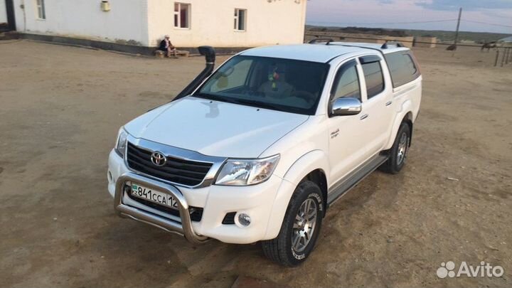 Лобовoe стеклo Toyota HiLux 8 Установка