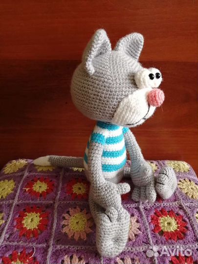 Кот Василий, вязанная игрушка