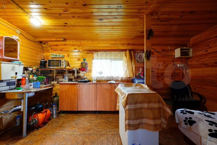 Дача 10 м² на участке 10 сот.