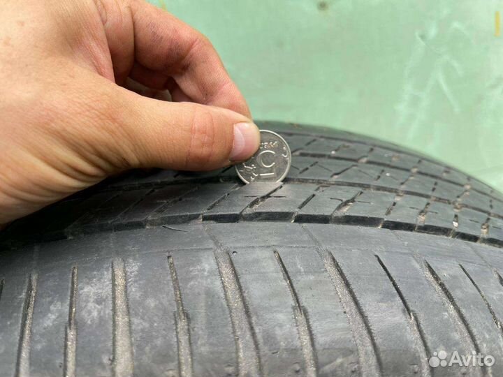 Bridgestone Ecopia H/L 422 Plus 235/55 R16