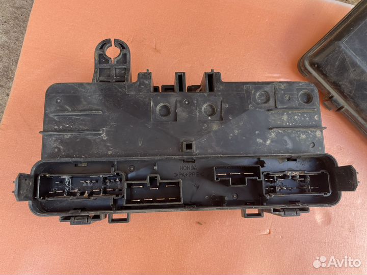 Блок предохранителей в сборе honda hr-v