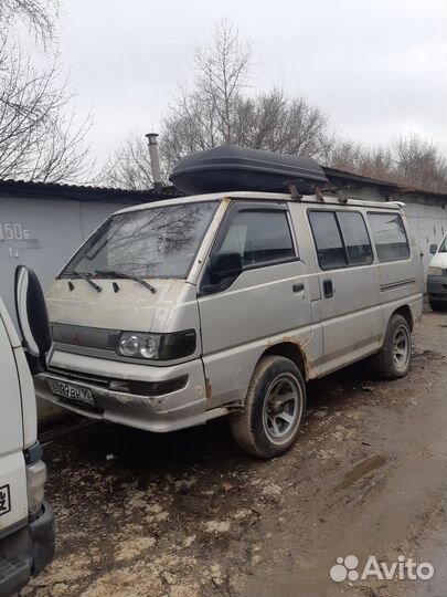Mitsubishi delica l300