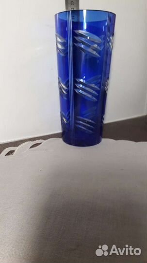 Синие вазы для цветов