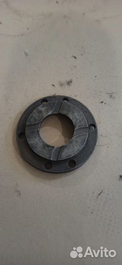 Шайба упорная катка Т-130
