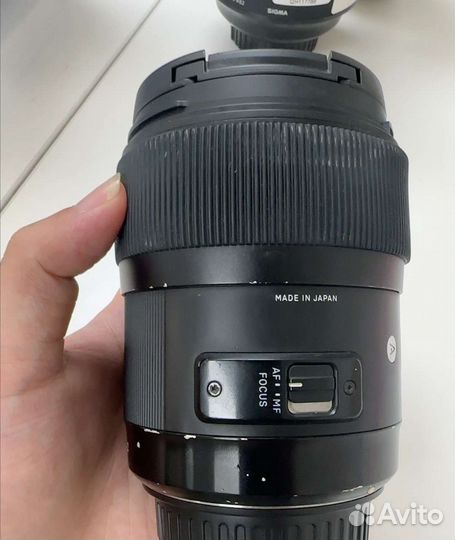 Объектив canon 35mm 1.4