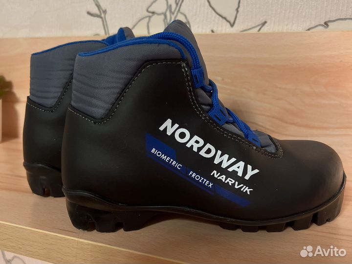 Лыжные ботинки детские 31