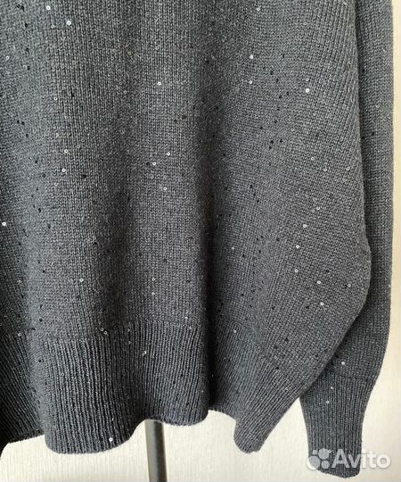Свитер с пайетками