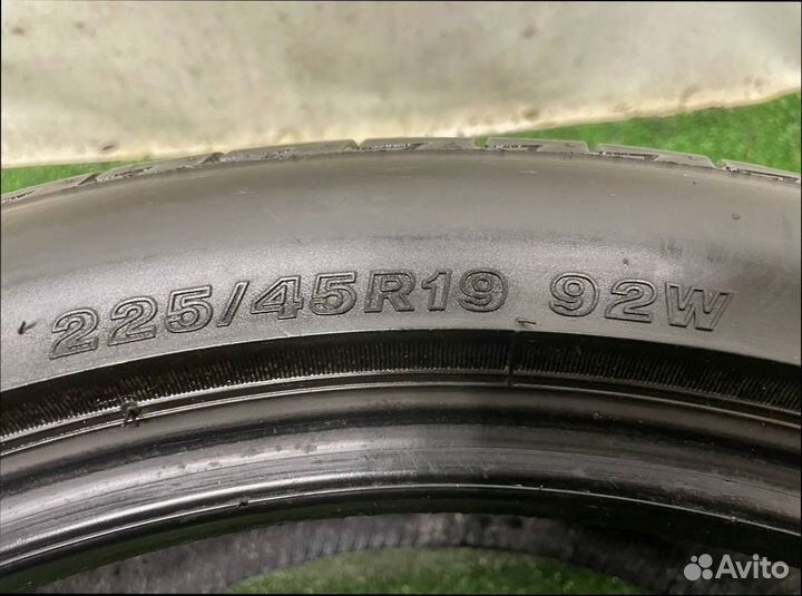 Bridgestone Turanza T005A 225/45 R19