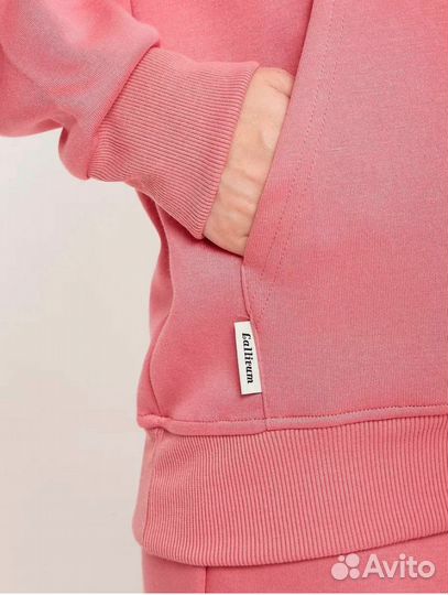 Костюм женский новый. 50-52