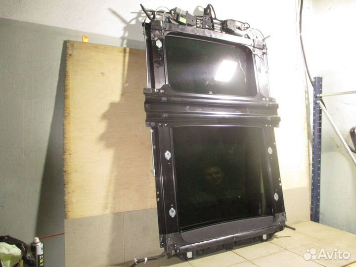 Люк в сборе электрический Ford Explorer 5 (U502)