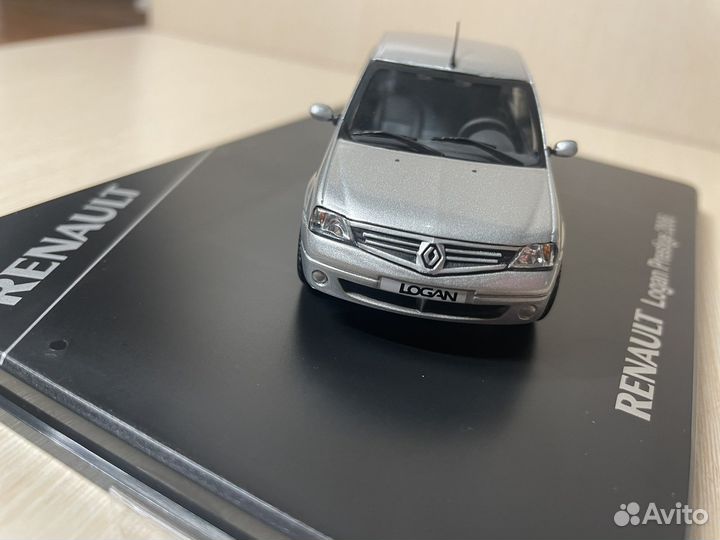 Модель Renault Logan Prestige 2006 1:43