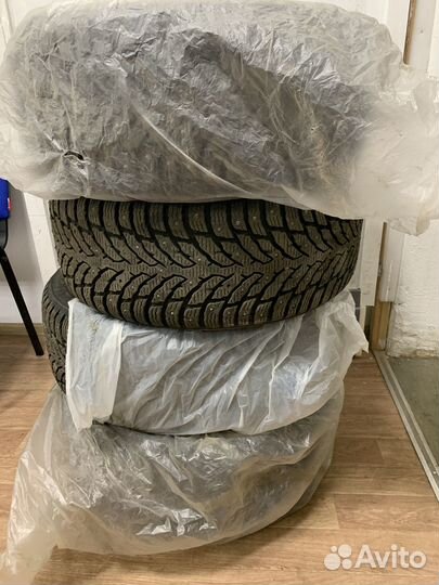 Nokian Tyres Hakkapeliitta 9 245/50 R18 104T