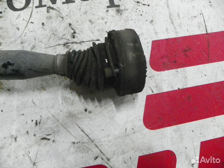 Полуось передняя правая Audi A1