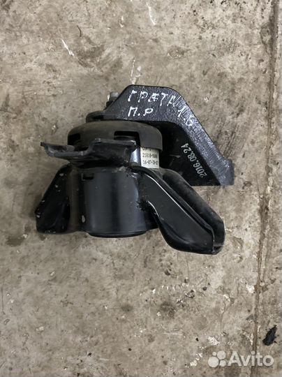 Подушка двигателя правая Hyundai Creta