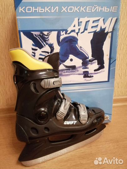 Коньки хоккейные