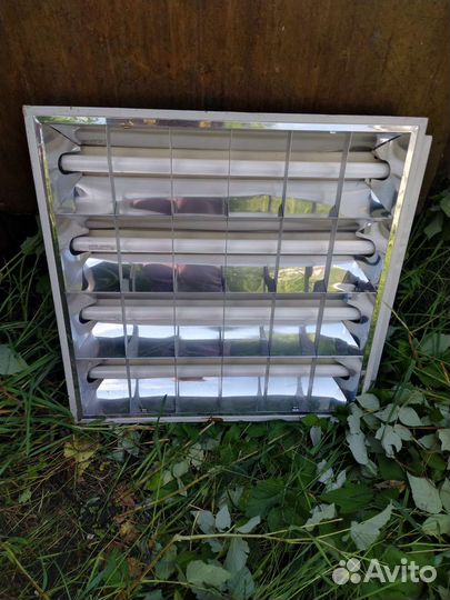 Светильник потолочный