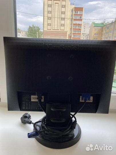 Монитор Viewsonic